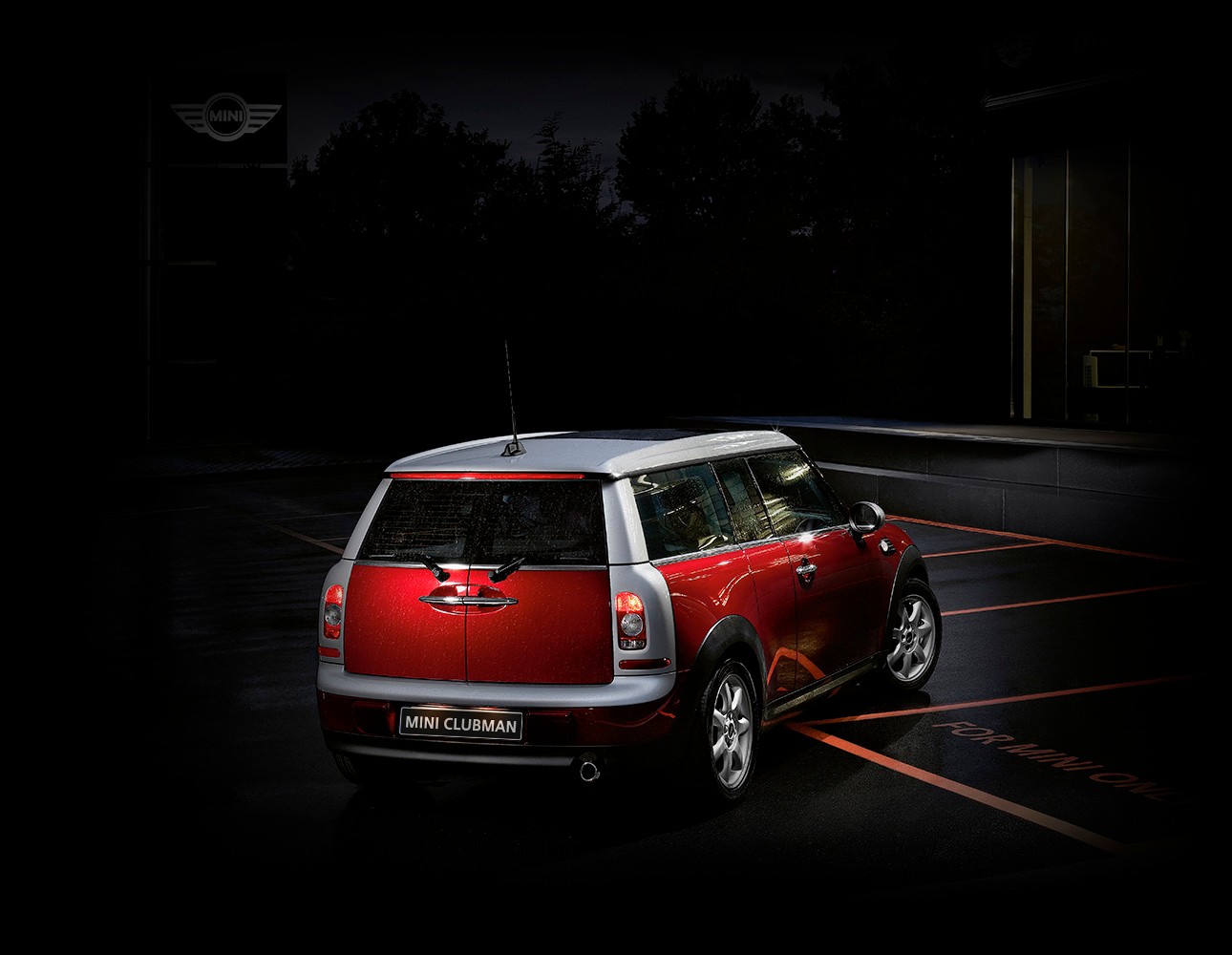 MINI Hatch cu 3 uşi. Serviciul de asistenţă mobilă MINI în caz de avarie